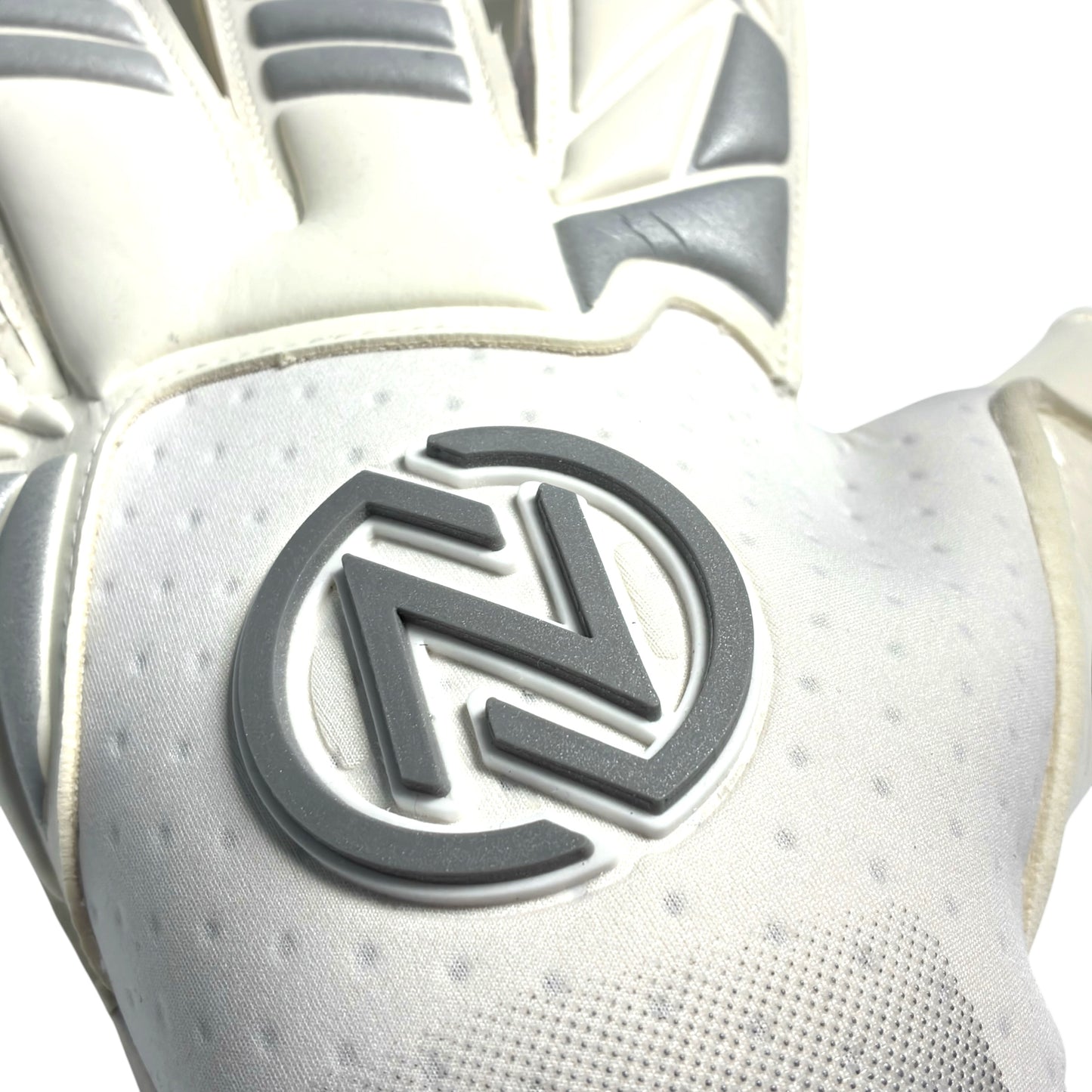 Guantes de Arquero Profesional NovaOne 3.0 Silver Edition - Blanco y Plateado